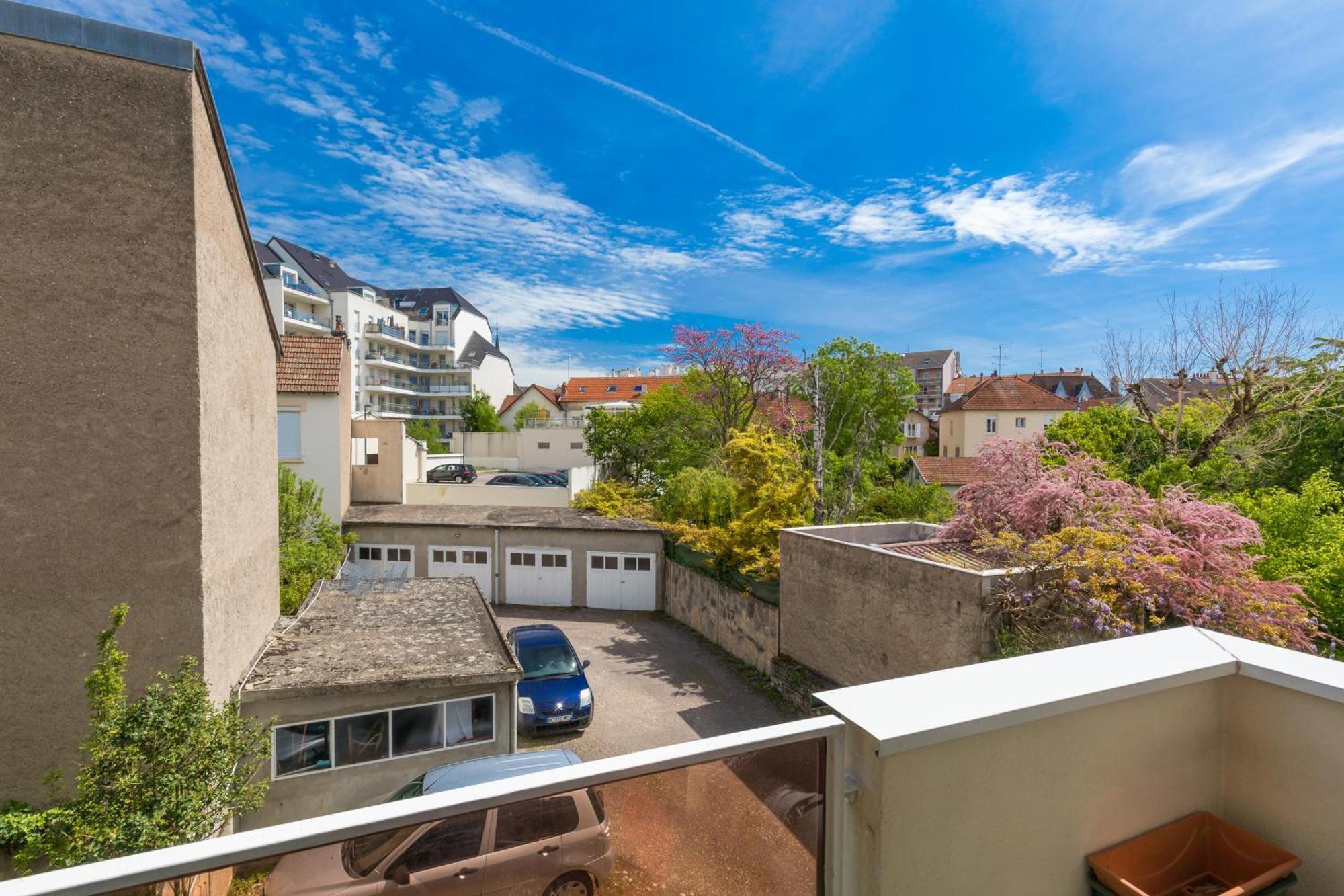 Appartement Climatise 100M2 7Mn Centre Ville Garage 5Pieces 5 Adultes Bebe Arrivee Autonome Dijon Kültér fotó